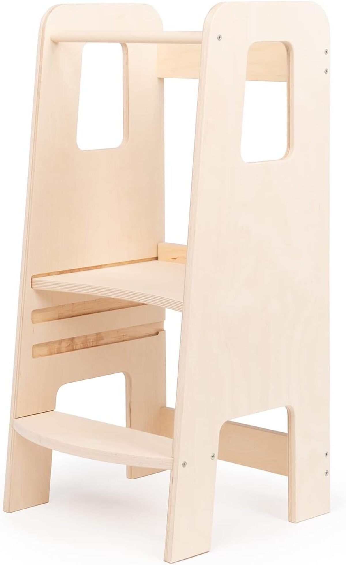 Test de la tour d'apprentissage Ully by moblì : bois naturel et étagères réglables
