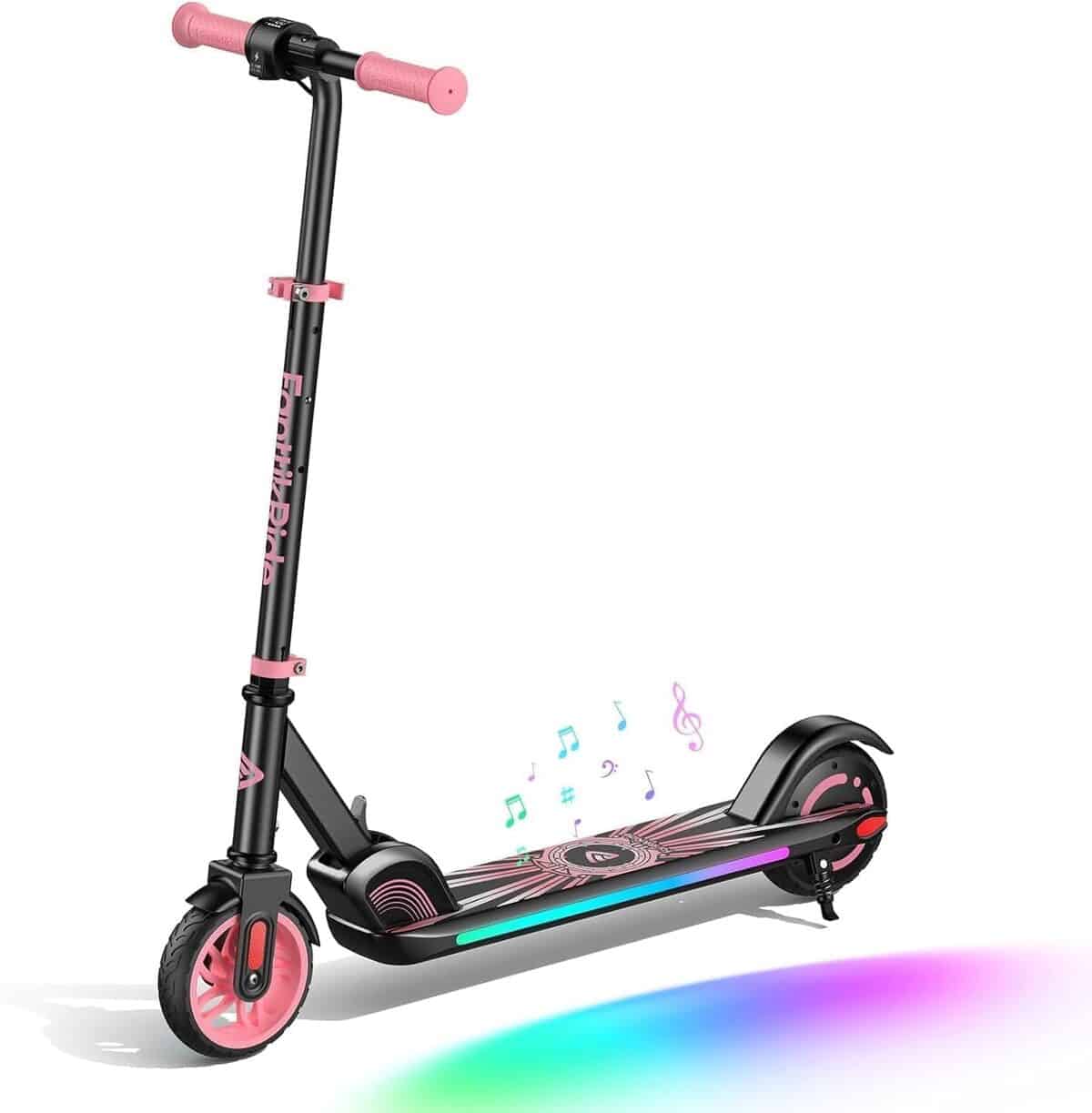 Test de la trottinette électrique FanttikRide C9 Apex pour enfants : haut-parleur Bluetooth et lumières arc-en-ciel