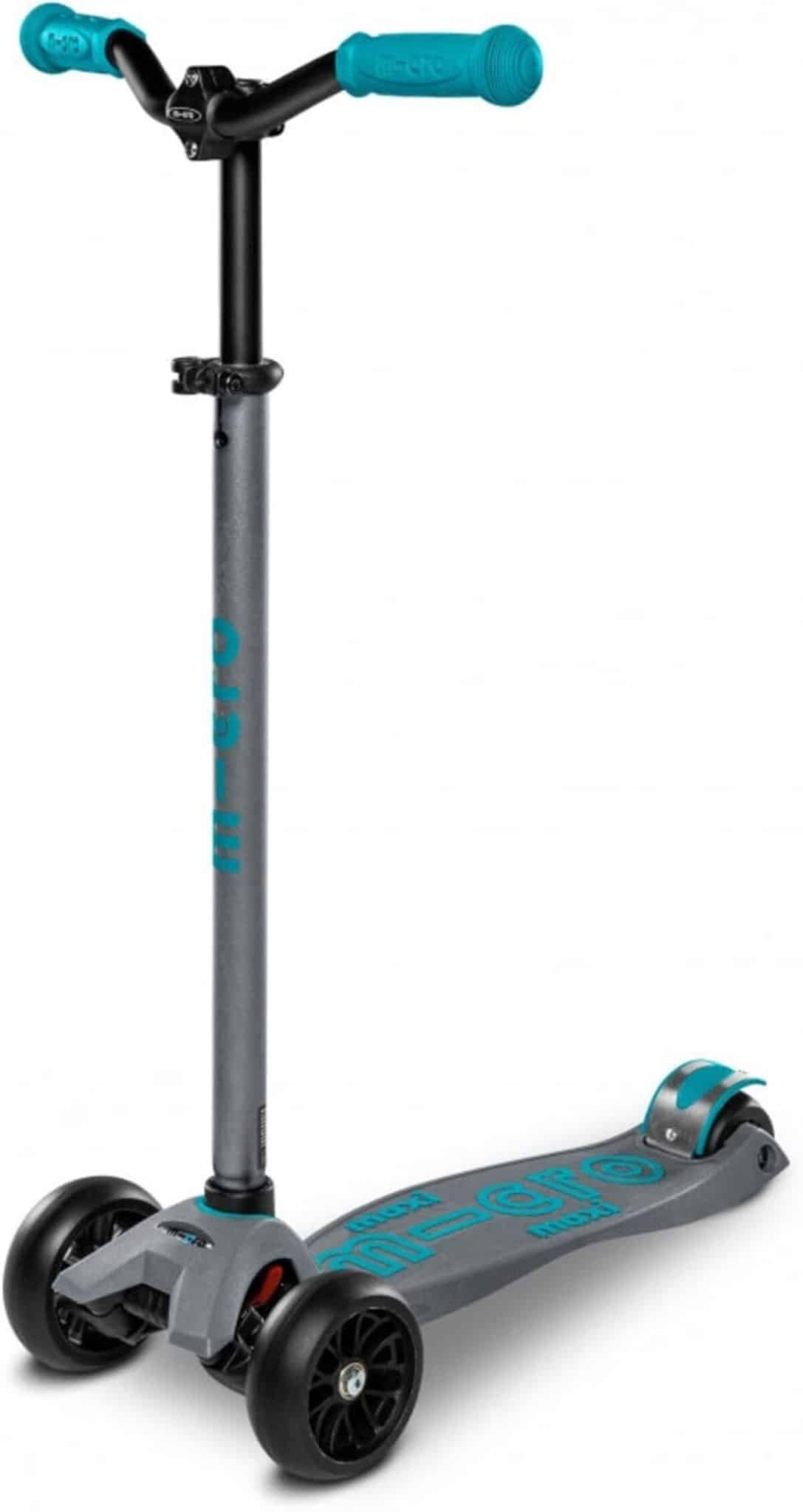Test de la trottinette Micro Maxi Deluxe Pro : guidon chopper et roues larges