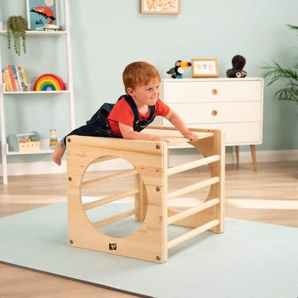 TP Active-Tots Cube d'escalade en Bois pour Utilisation en intérieur pour Les Tout-Petits de 18 Mois et Plus, 684U
