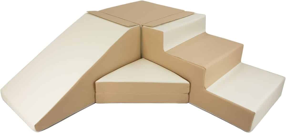 Test du set de 4 blocs en mousse Cappuccino et blanc pour crèches et écoles